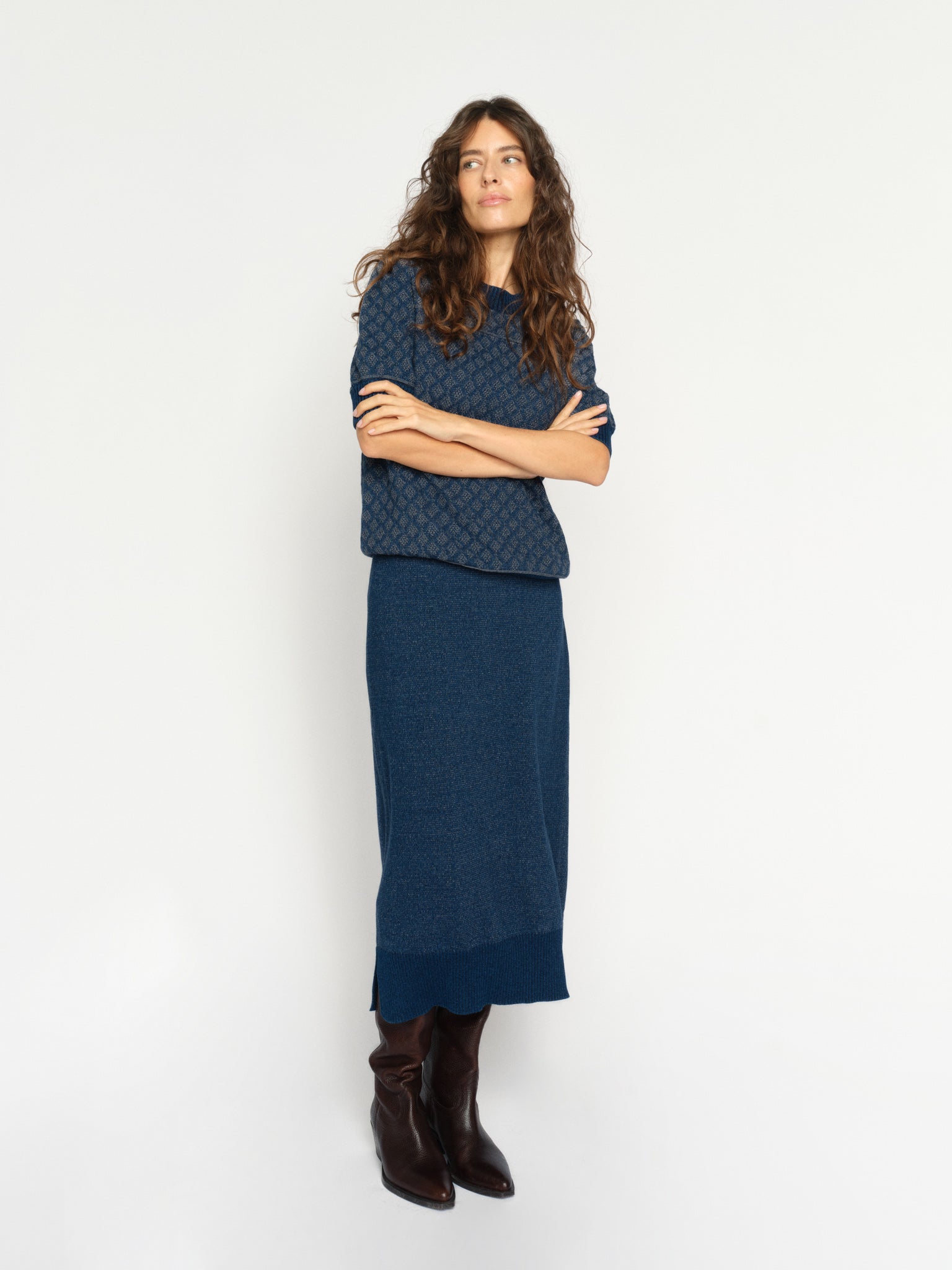 Modelshot / Dark Blue / Detail